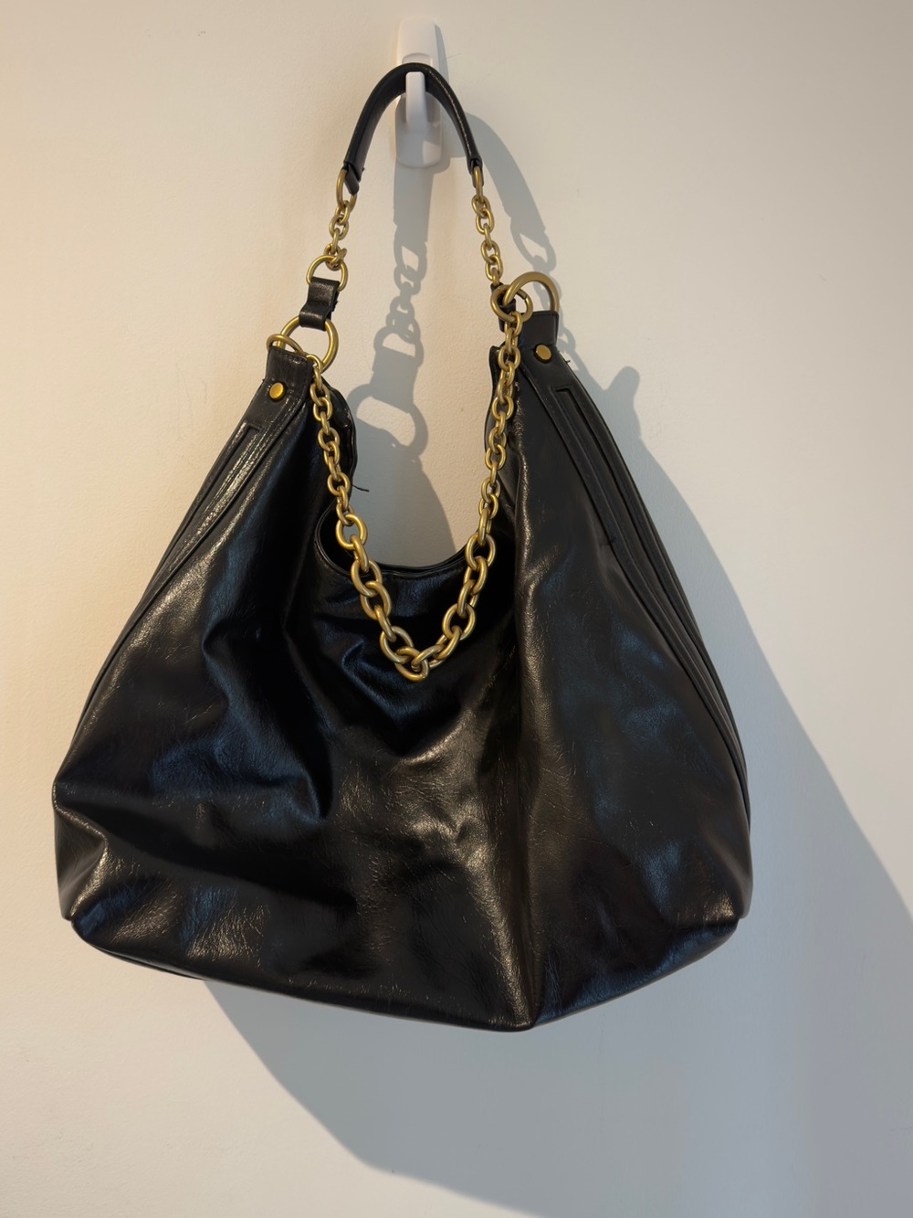 Zara Black Shoulder Bag with Gold Chain - Picture 4 of 6